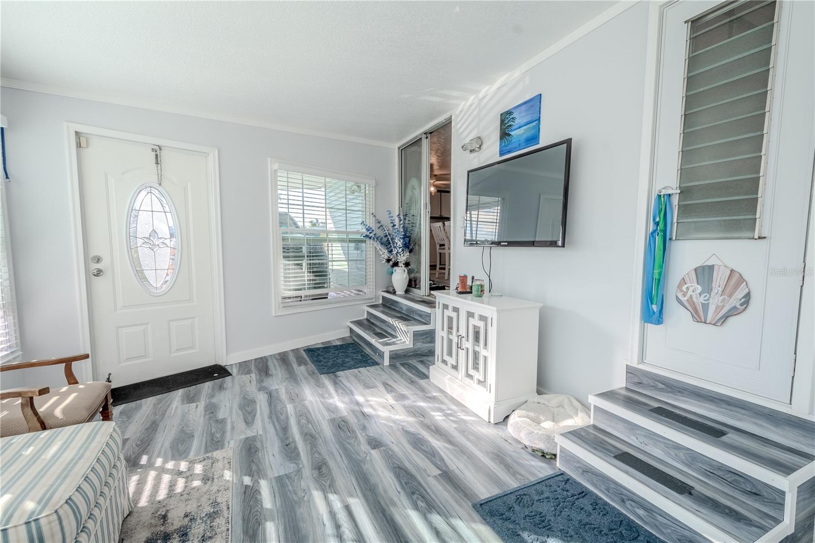 Image 6 of 44 For 10343 Magnolia Lane 180