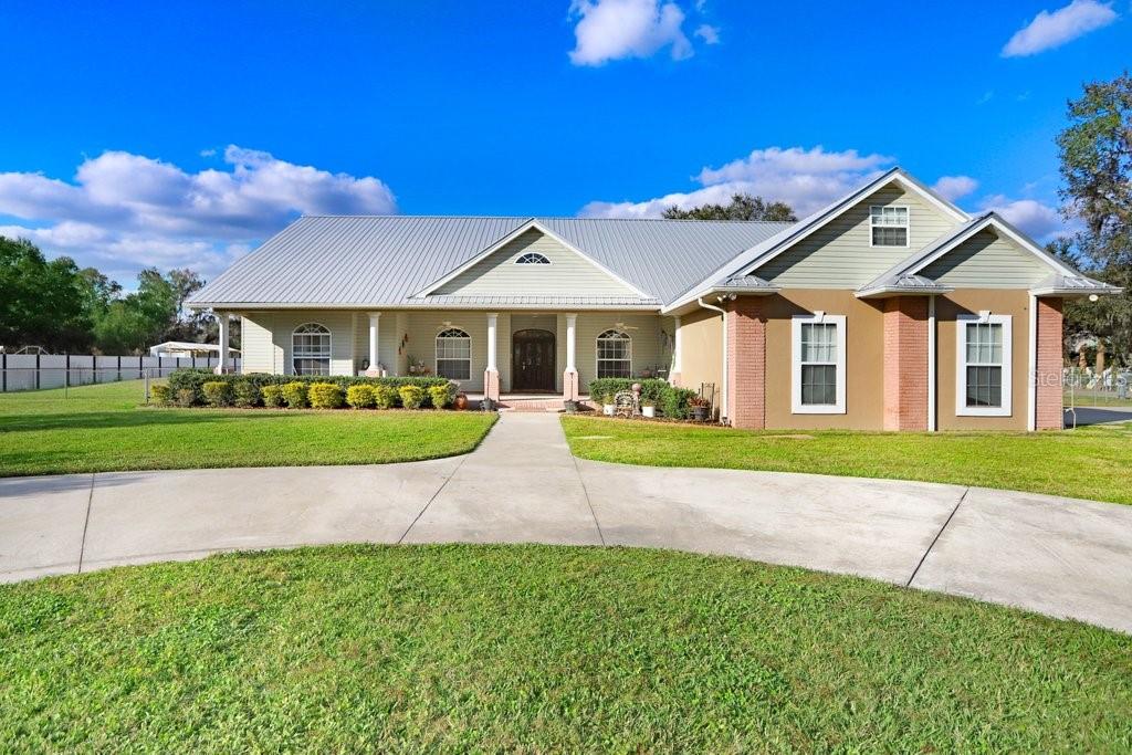 Details for 1702 Knights Griffin Road, PLANT CITY, FL 33565