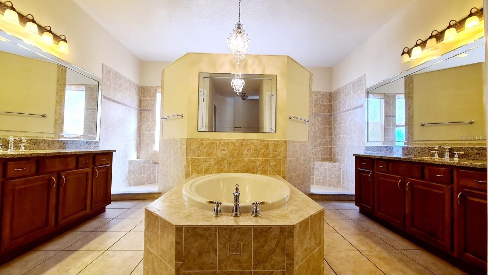 Image 11 of 40 For 10547 Martinique Isle Drive