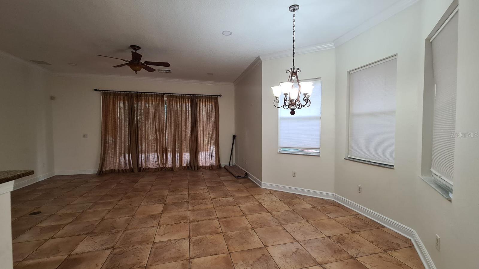 Image 7 of 40 For 10547 Martinique Isle Drive