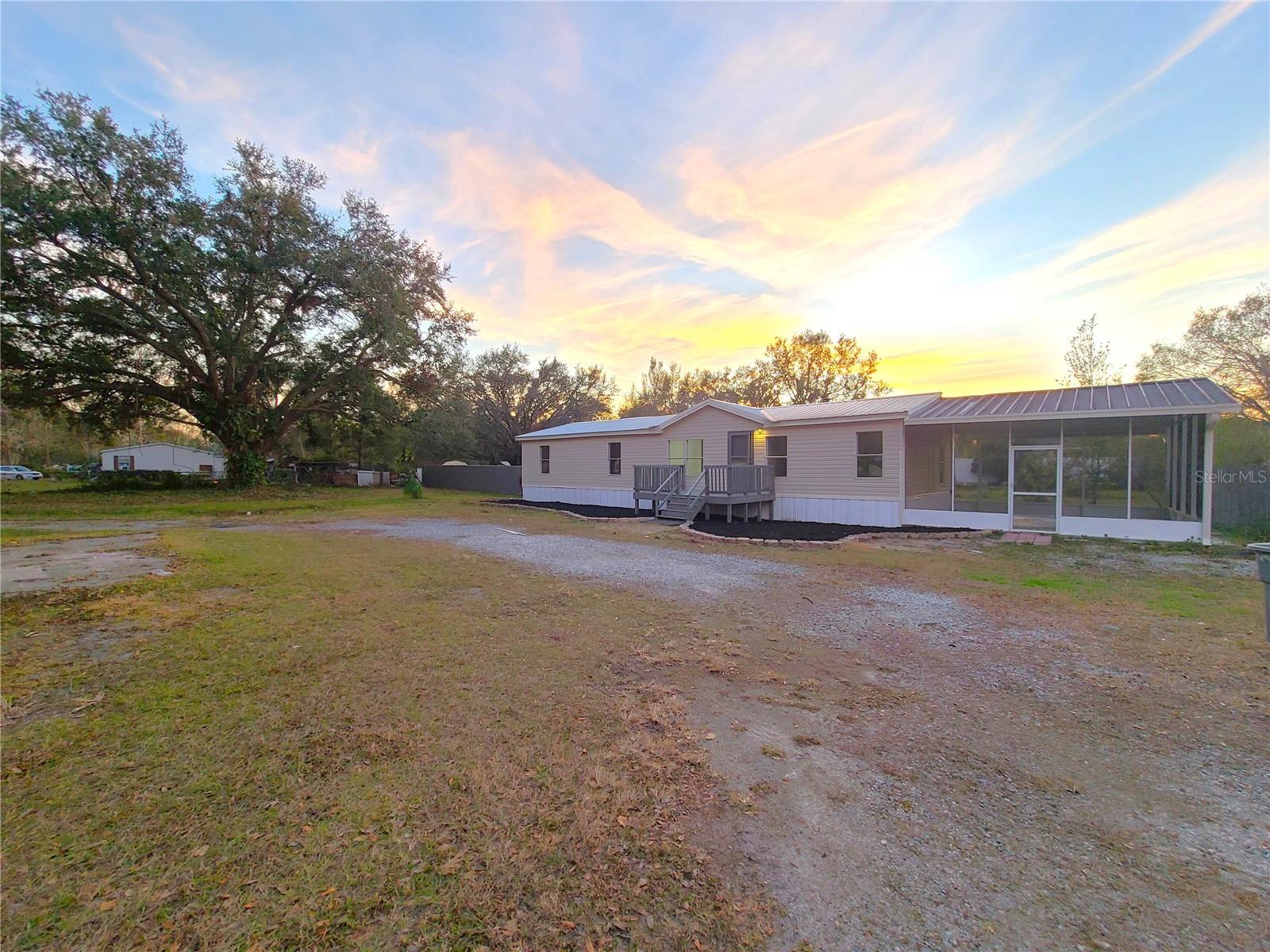 Image 8 of 43 For 3749 Loury Drive