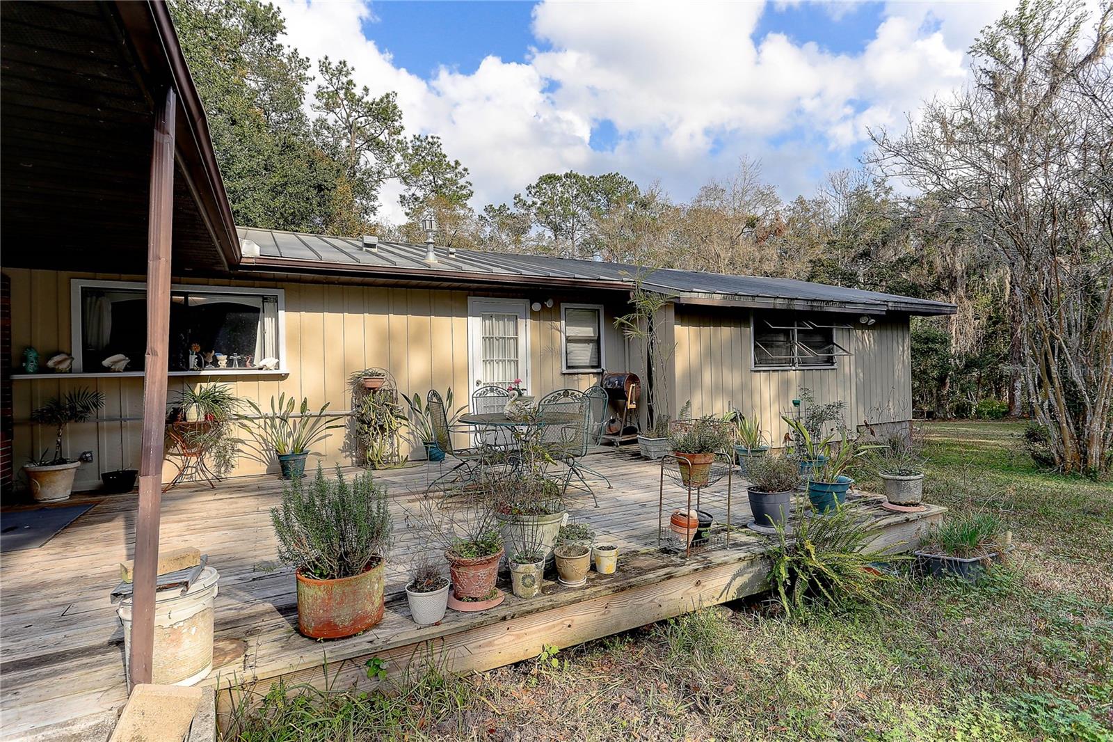 Listing photo id 25 for 20490 Pinewood Dairy Road