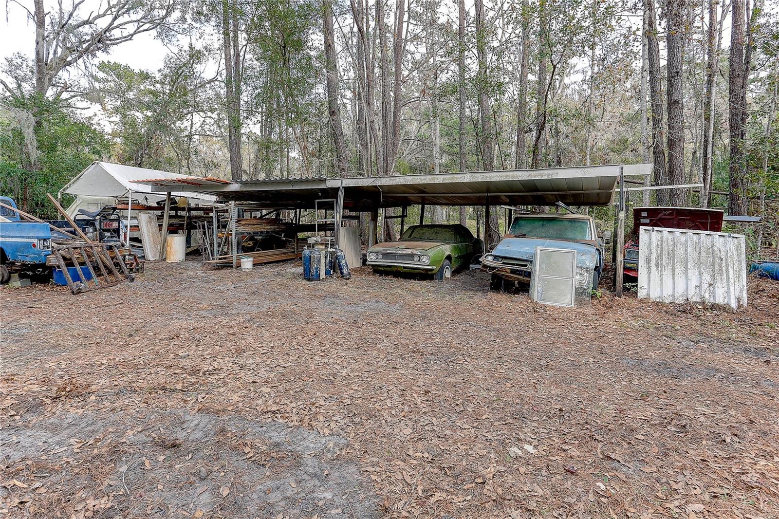 Listing photo id 48 for 20490 Pinewood Dairy Road