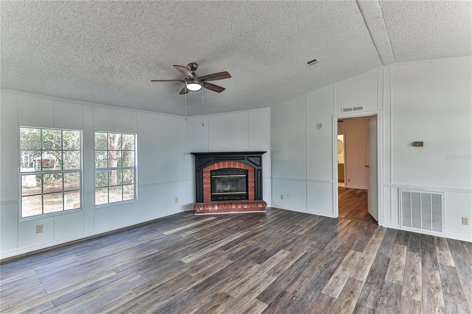 Image 3 of 21 For 3594 County Road 230b