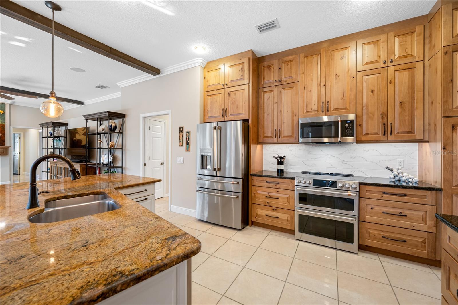 Image 31 of 62 For 5501 Longboat Boulevard