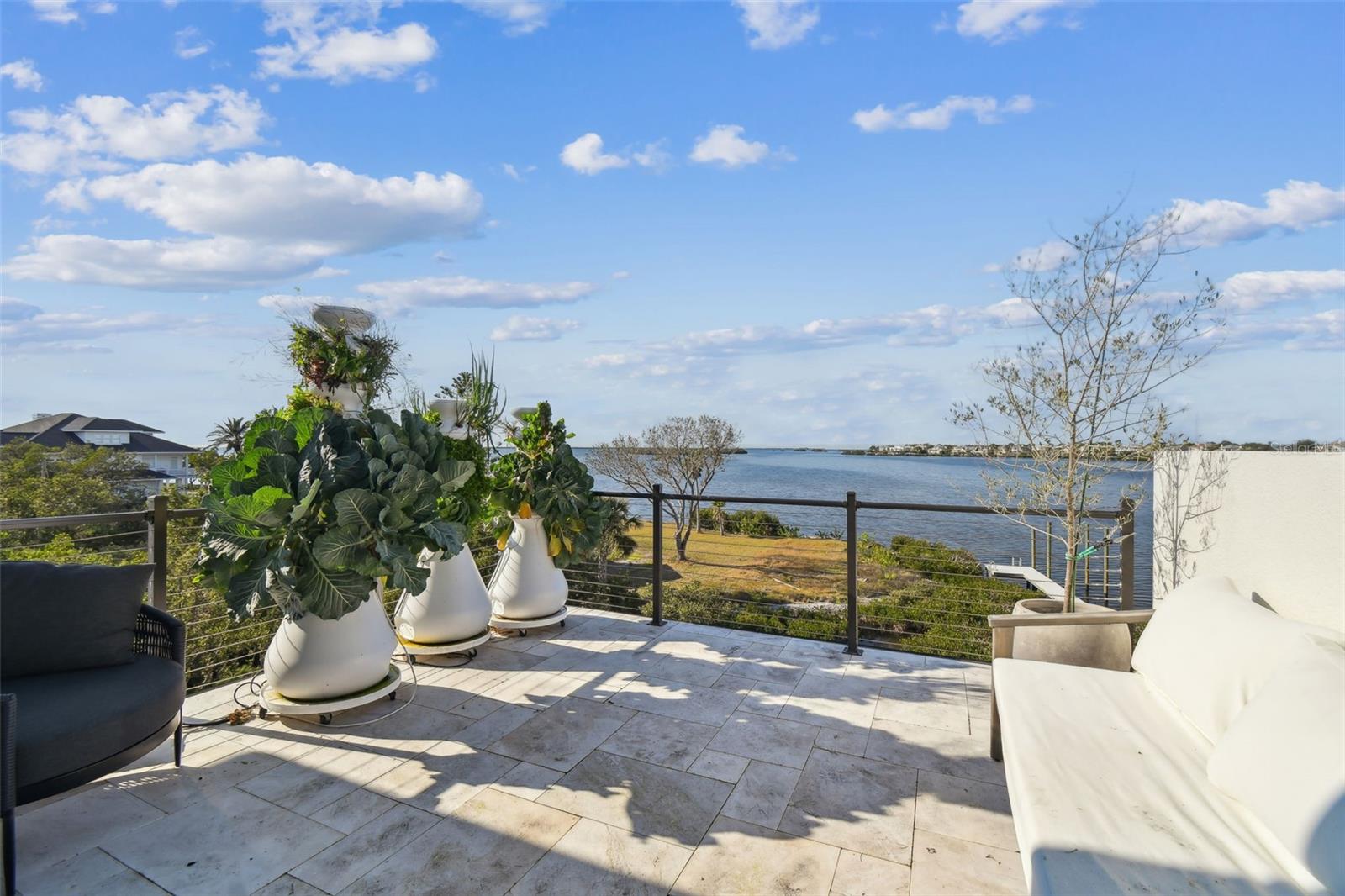 Listing photo id 34 for 1640 Sea Breeze Drive