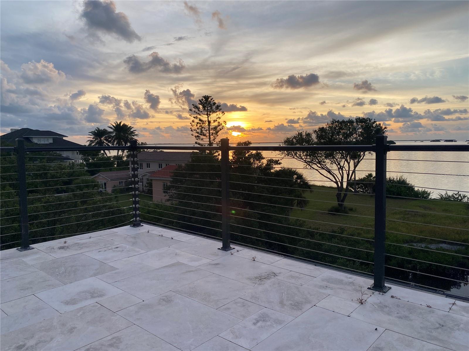 Listing photo id 83 for 1640 Sea Breeze Drive