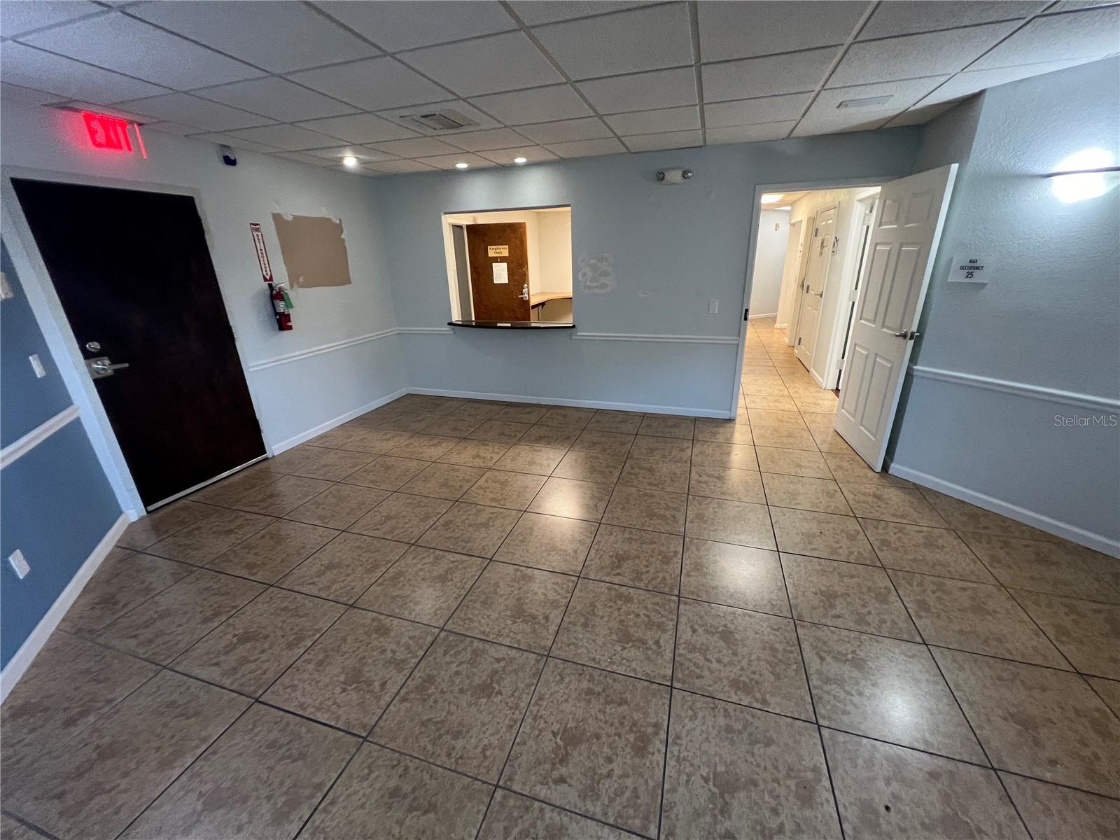 Image 6 of 13 For 500 Vonderburg Drive 210w