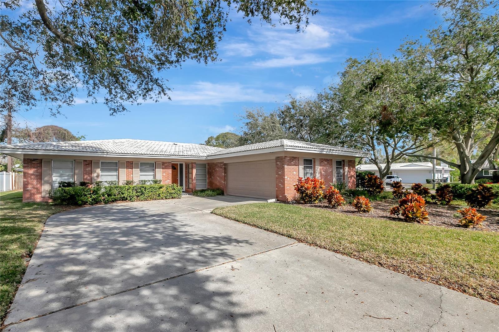 Details for 2054 Envoy Court, CLEARWATER, FL 33764