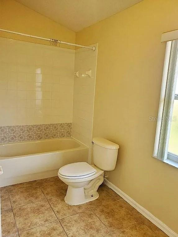 Image 18 of 27 For 536 Cheshire Way