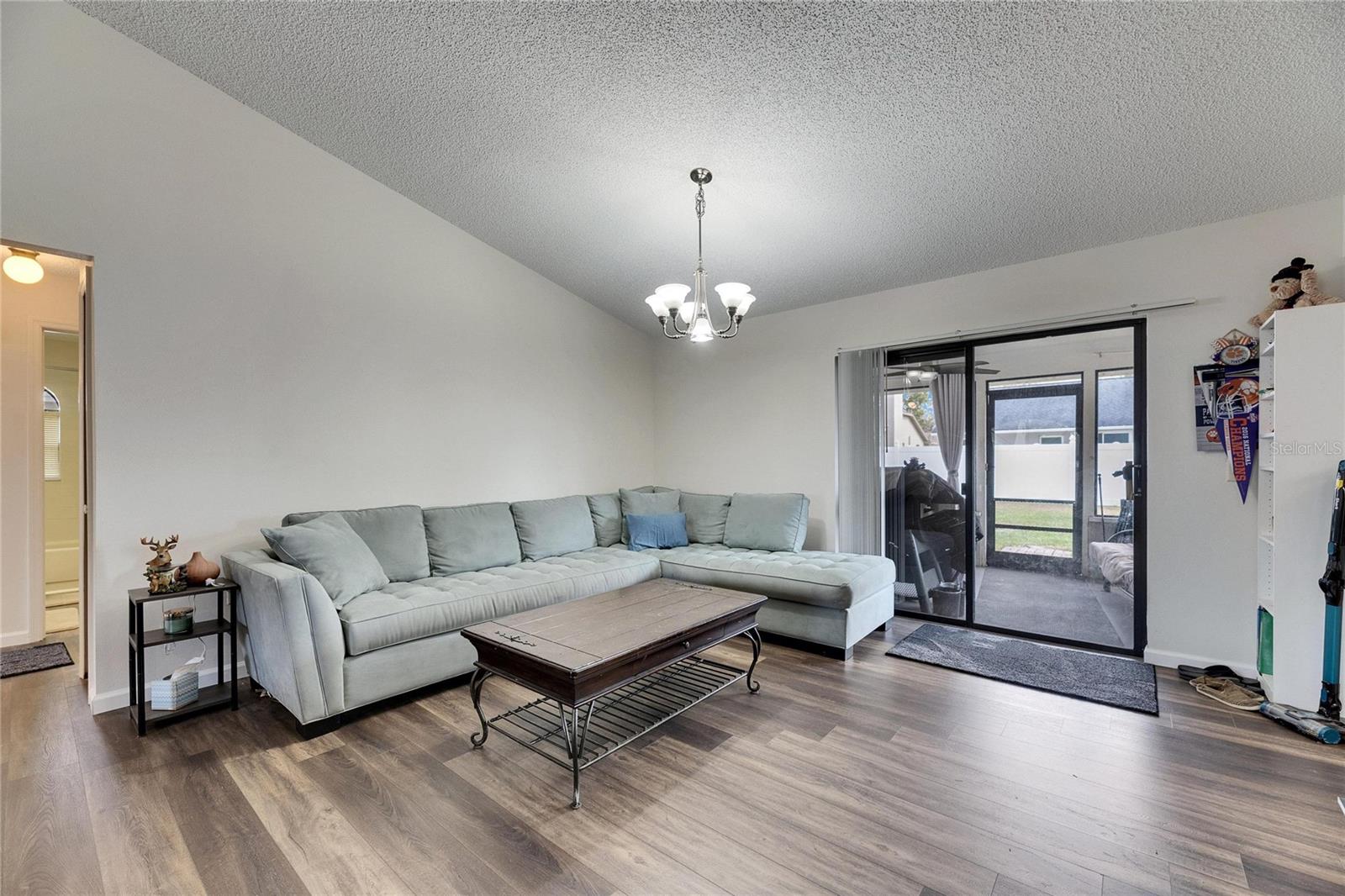 Image 13 of 43 For 1060 Colony Park Drive