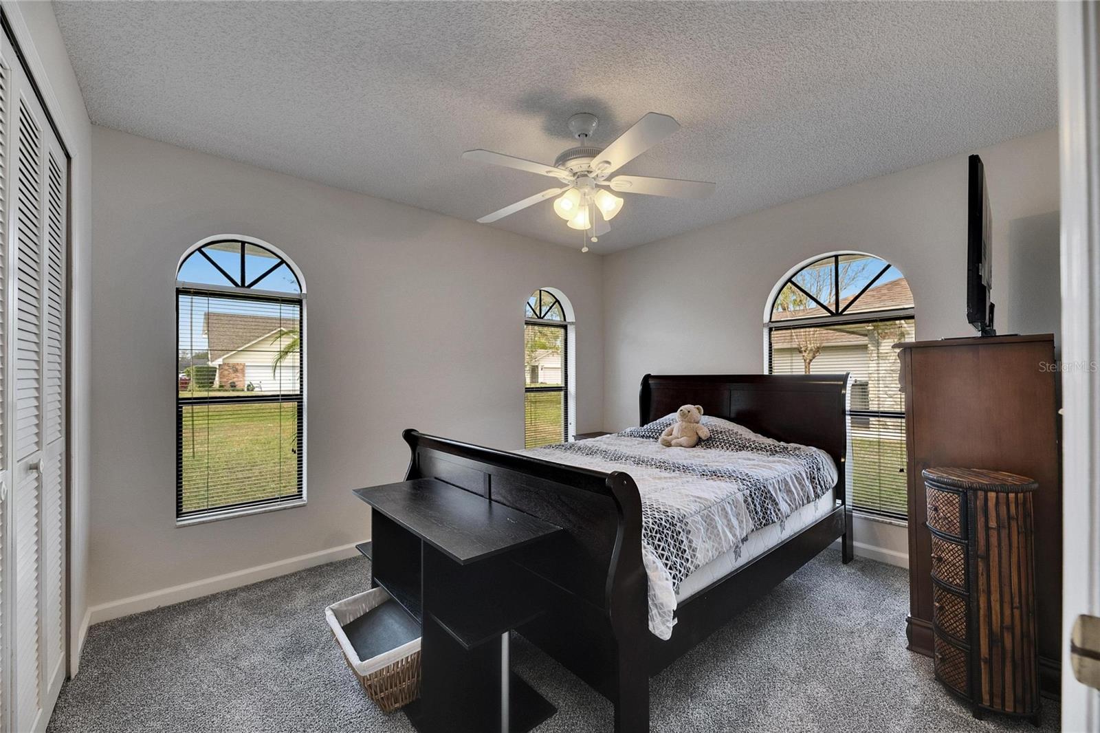 Image 26 of 43 For 1060 Colony Park Drive