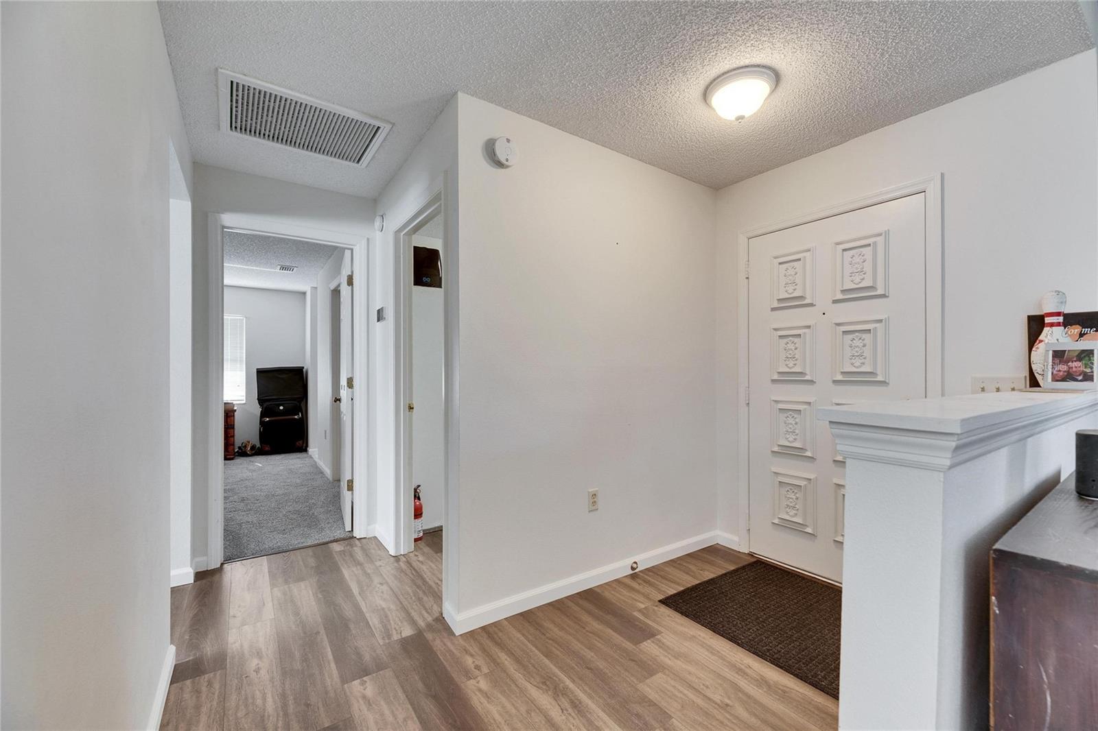 Image 5 of 43 For 1060 Colony Park Drive