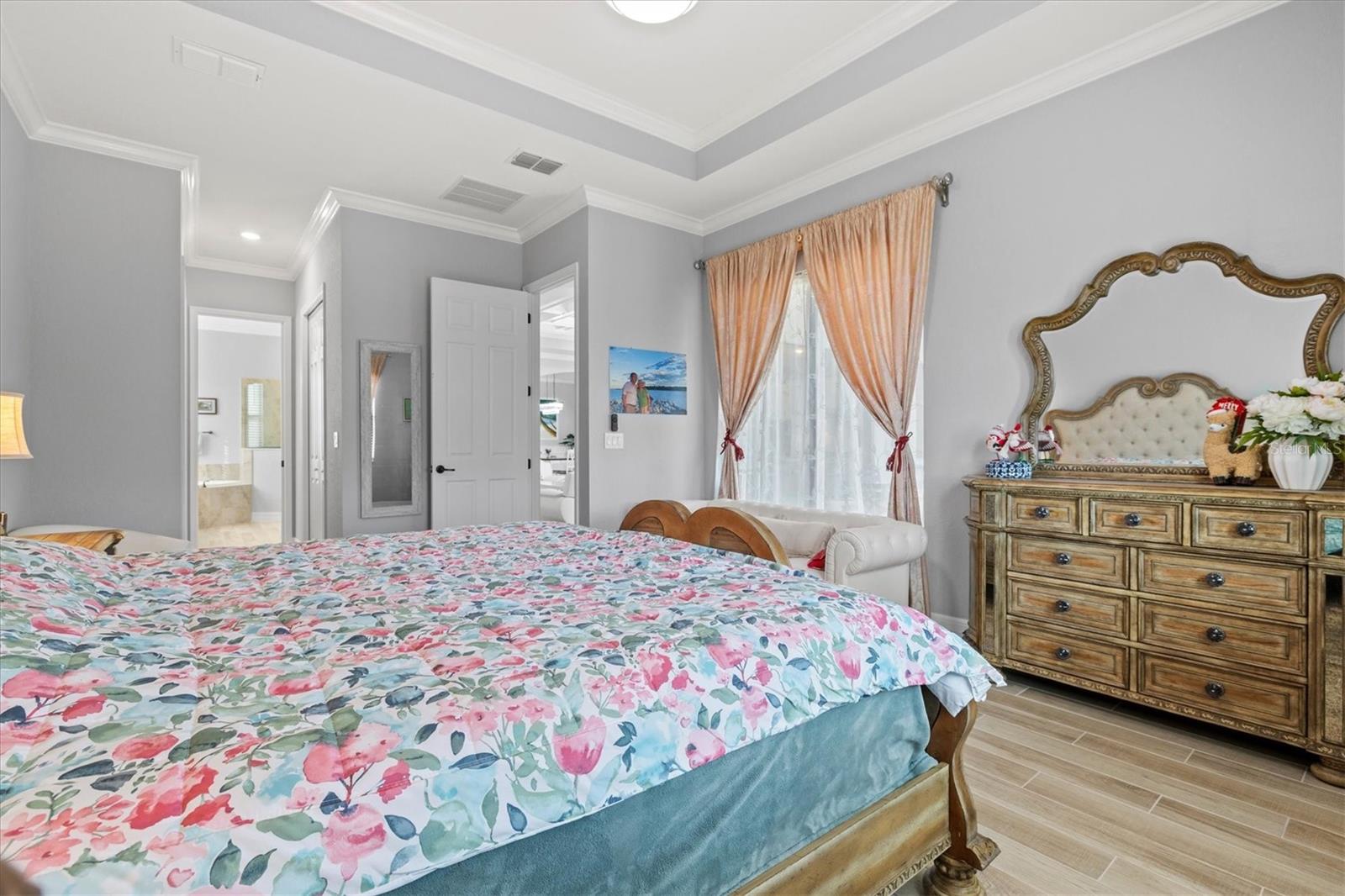 Listing photo id 19 for 5749 Cheech Glen