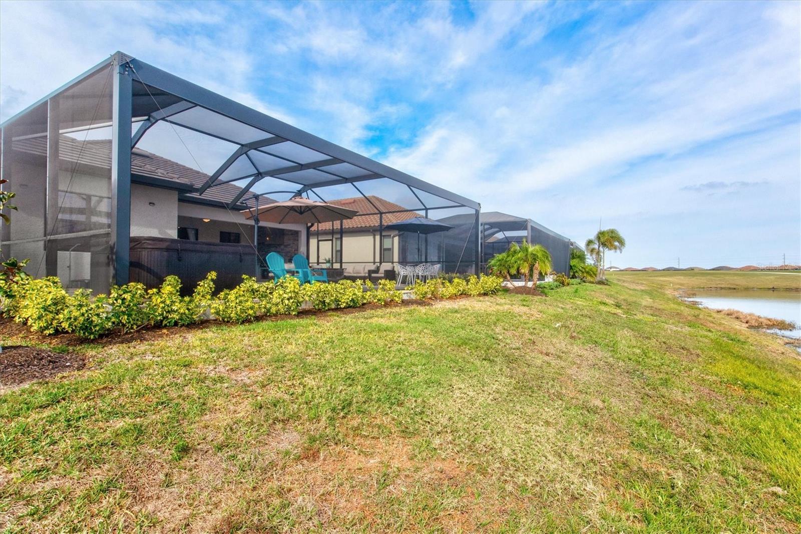 Listing photo id 41 for 5749 Cheech Glen