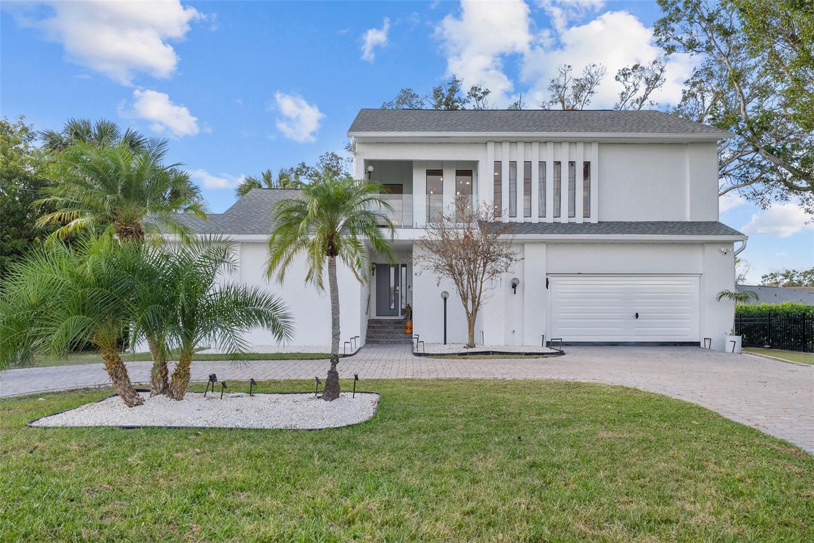 Image 2 of 57 For 746 Davis Boulevard