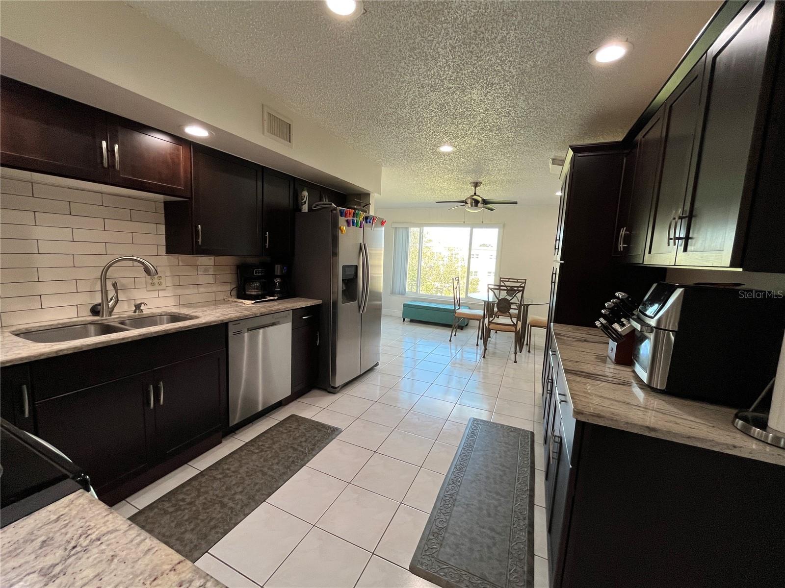 Image 9 of 42 For 2226 Switzerland Way 52