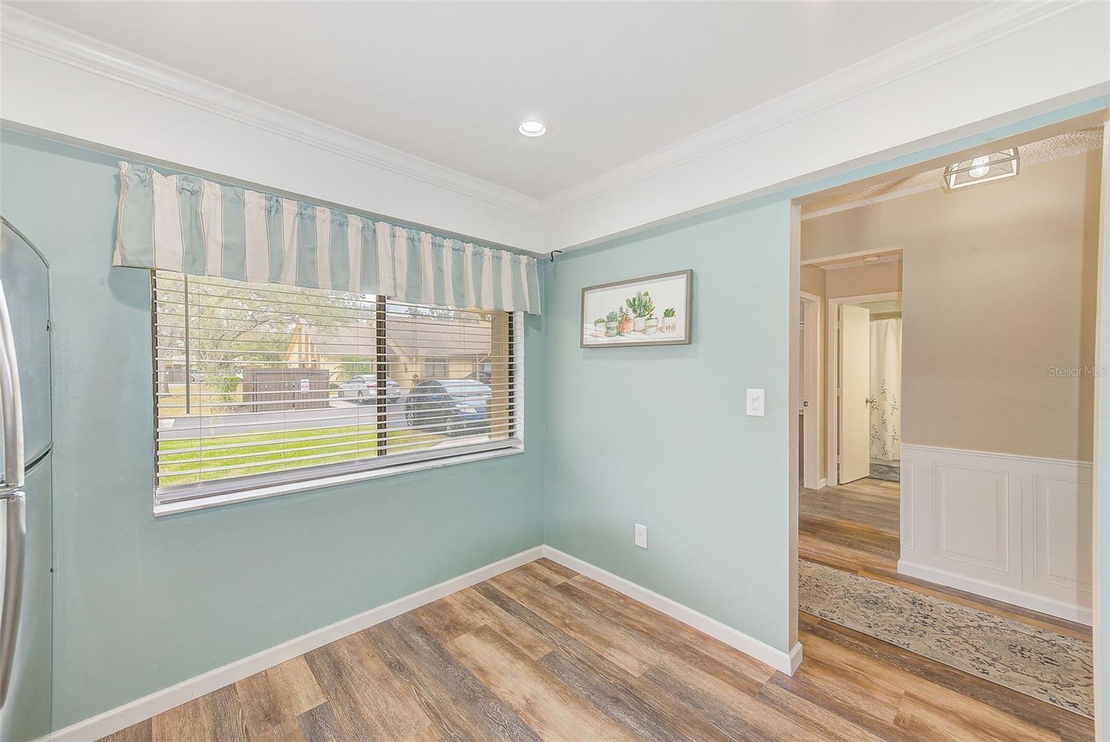 Image 15 of 28 For 2546 Oakleaf Lane 35d