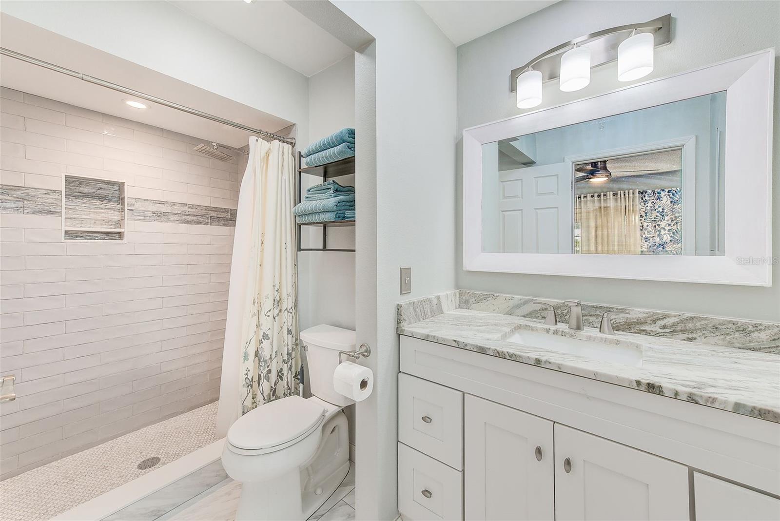 Image 19 of 28 For 2546 Oakleaf Lane 35d