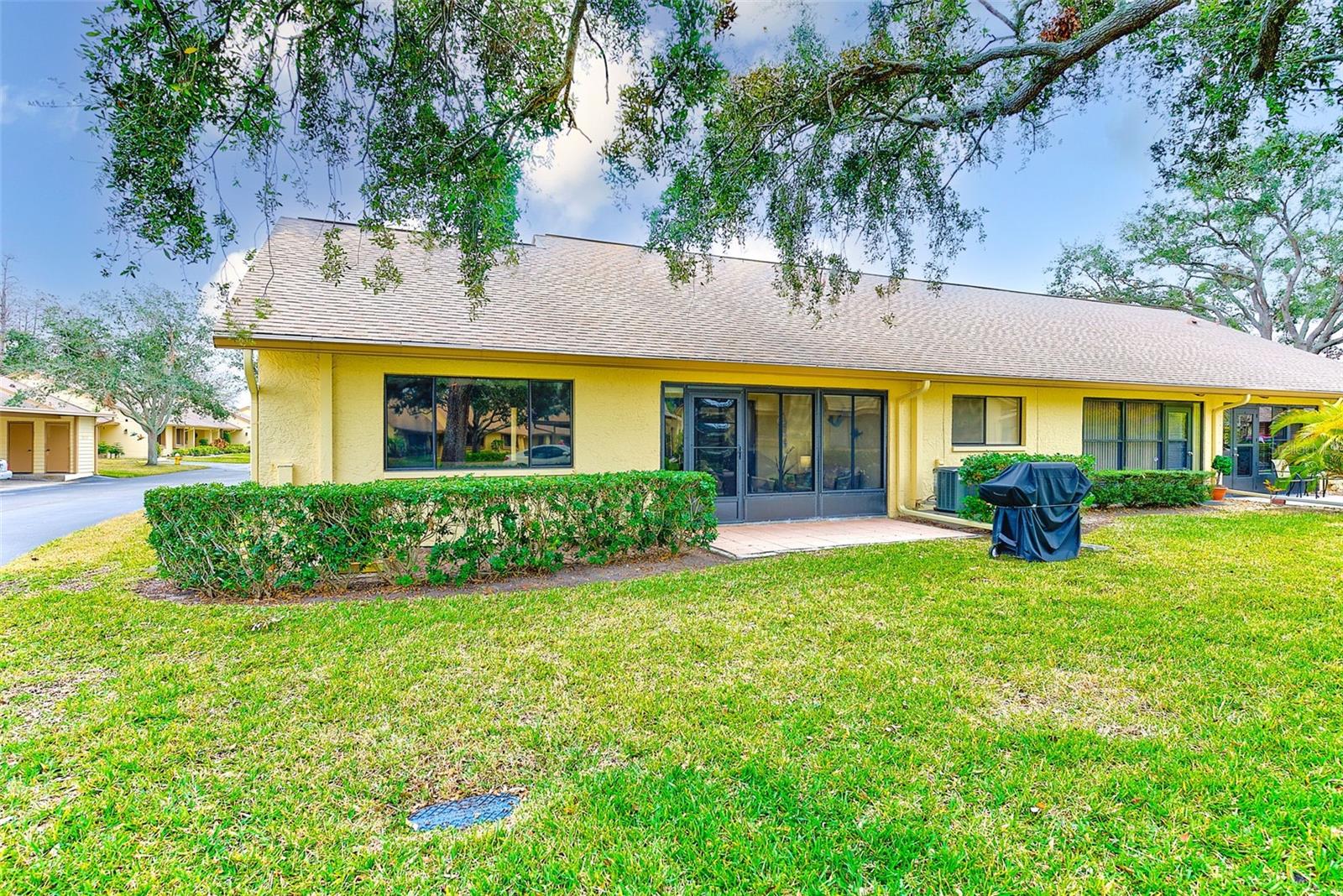 Image 27 of 28 For 2546 Oakleaf Lane 35d