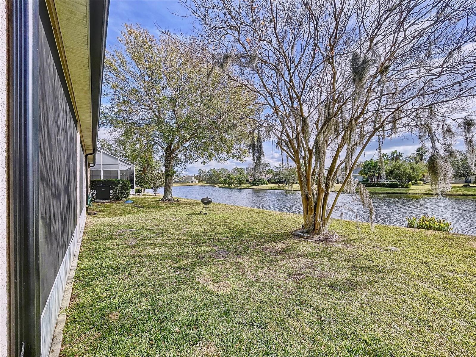 Image 64 of 81 For 26848 Shoregrass Drive