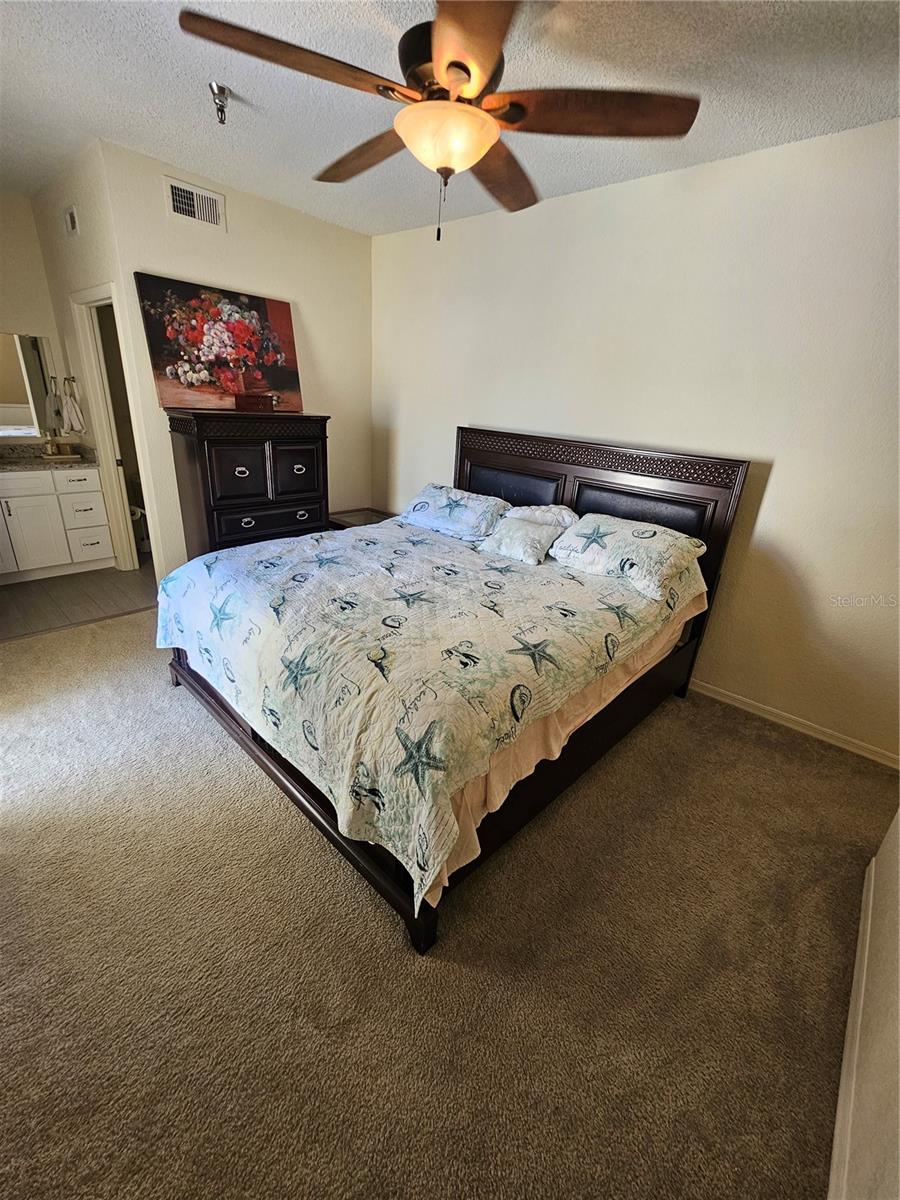 Image 21 of 49 For 10263 Gandy Boulevard 2314