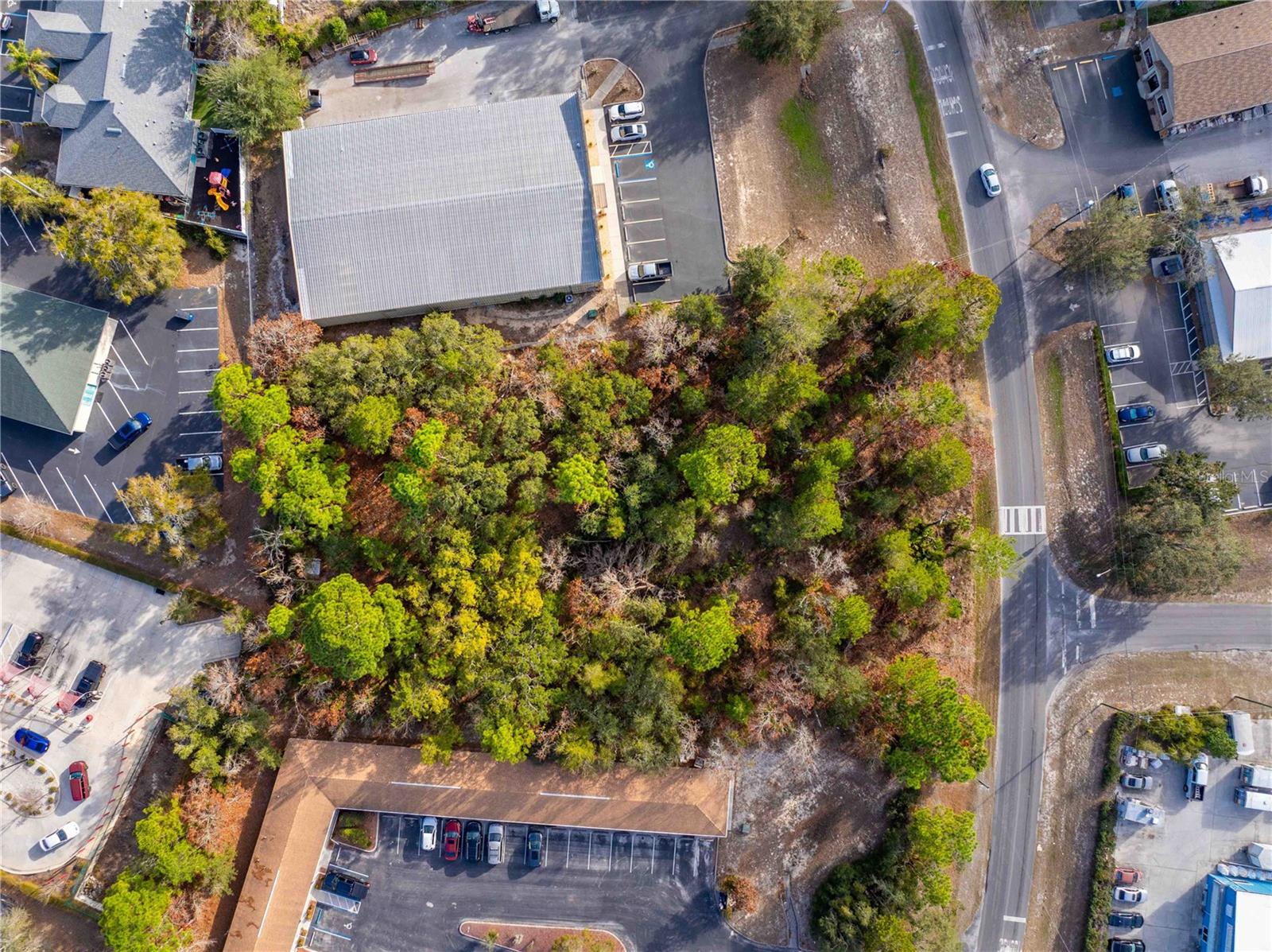 Image 3 of 12 For Lamson Avenue