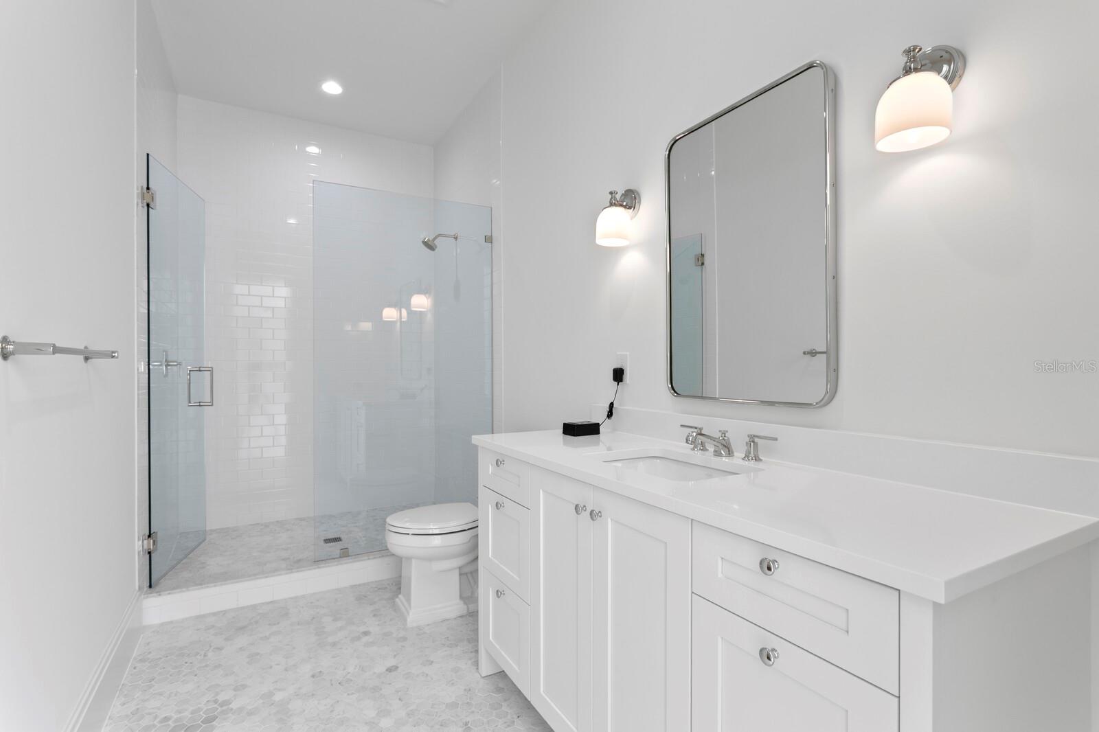 Image 71 of 100 For 4614 Tennyson Avenue