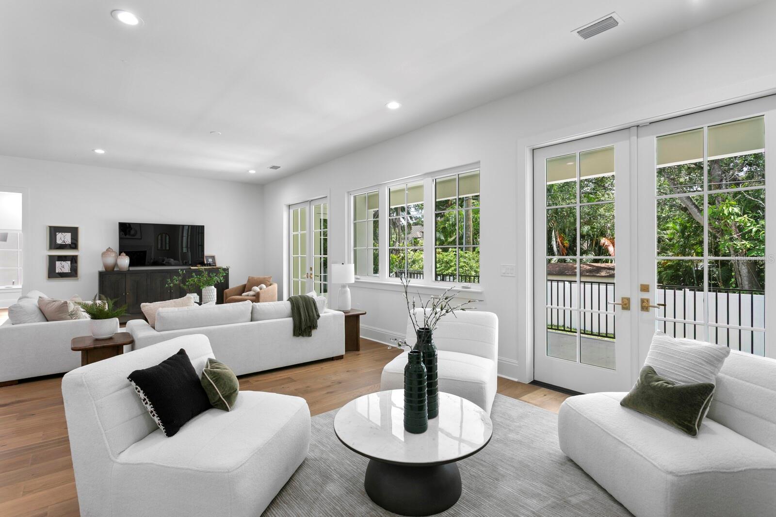 Image 91 of 100 For 4614 Tennyson Avenue