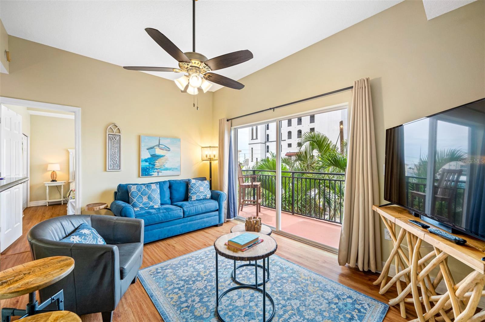 Image 10 of 56 For 13235 Gulf Boulevard 306