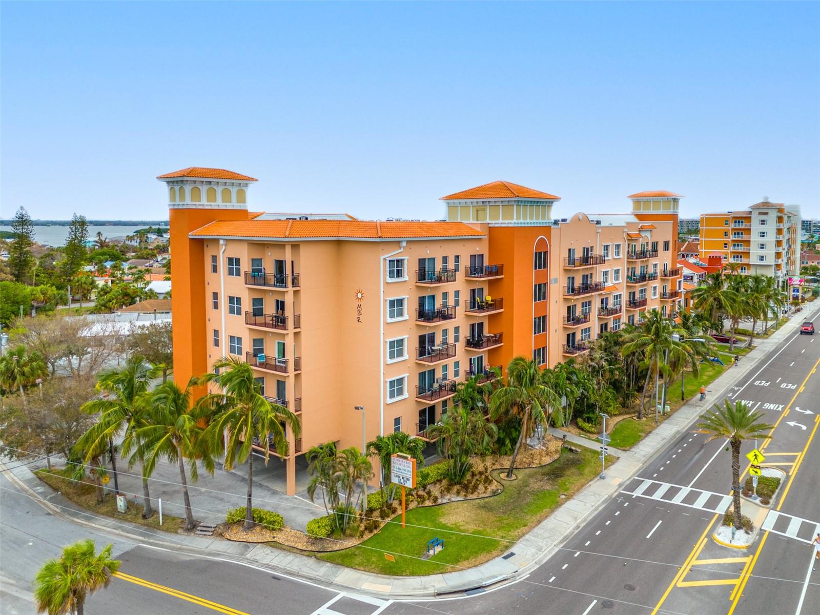 Image 2 of 56 For 13235 Gulf Boulevard 306