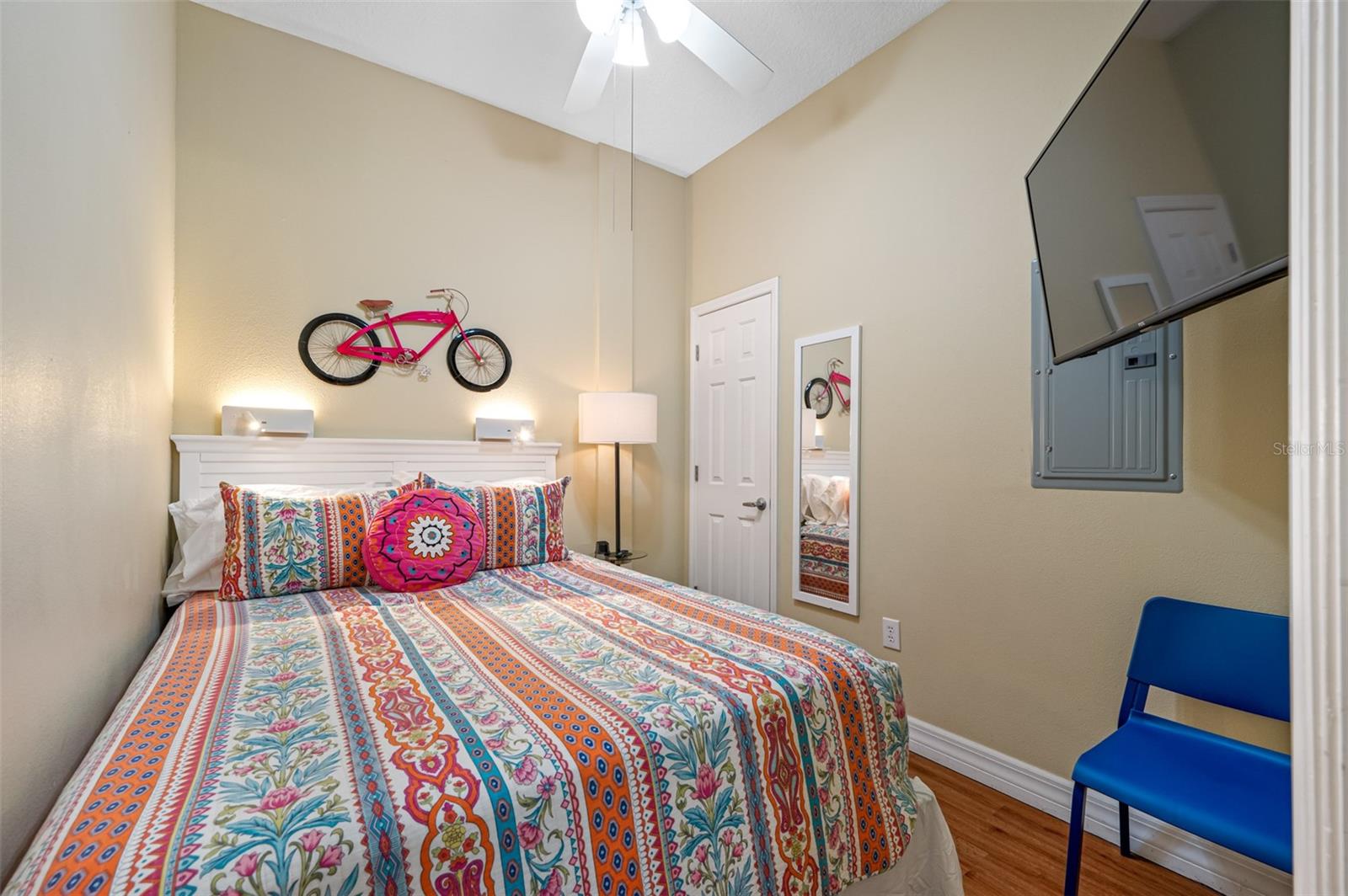 Image 21 of 56 For 13235 Gulf Boulevard 306