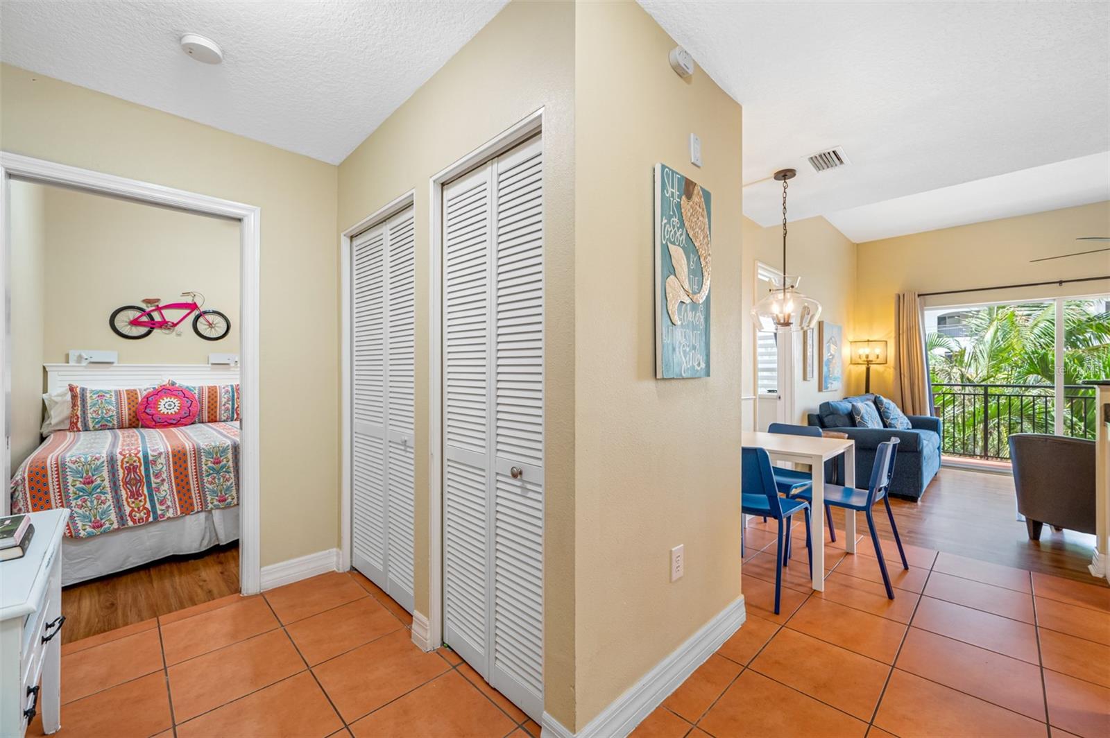Image 25 of 56 For 13235 Gulf Boulevard 306