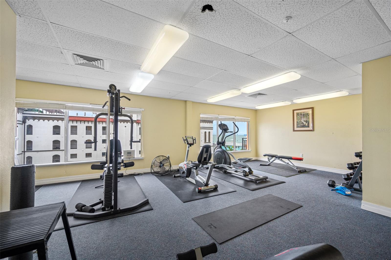 Image 30 of 56 For 13235 Gulf Boulevard 306