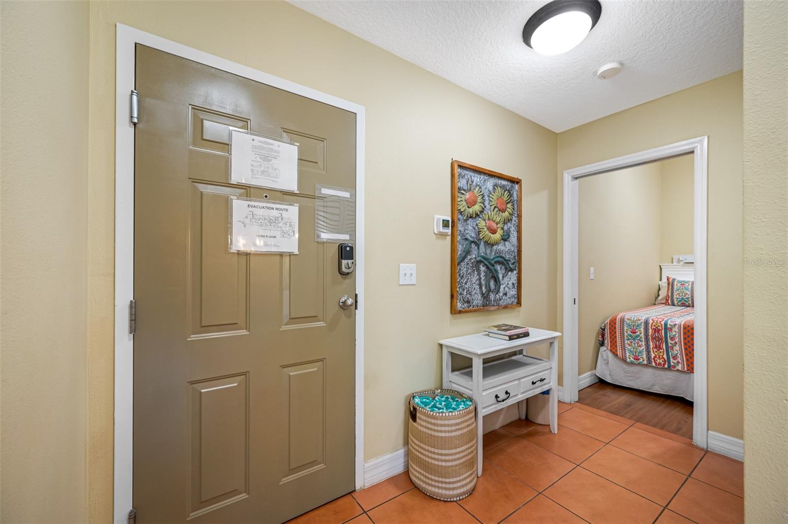 Image 5 of 56 For 13235 Gulf Boulevard 306