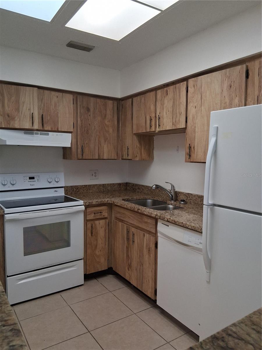 Image 8 of 15 For 2357 Walton Circle M4