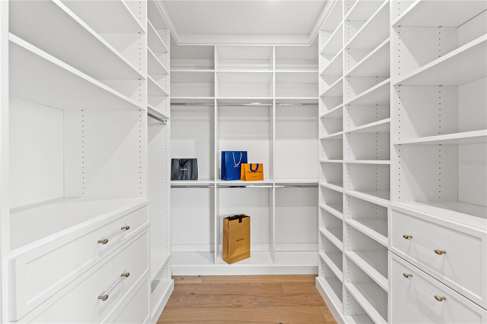 Image 68 of 100 For 531 Danube Avenue