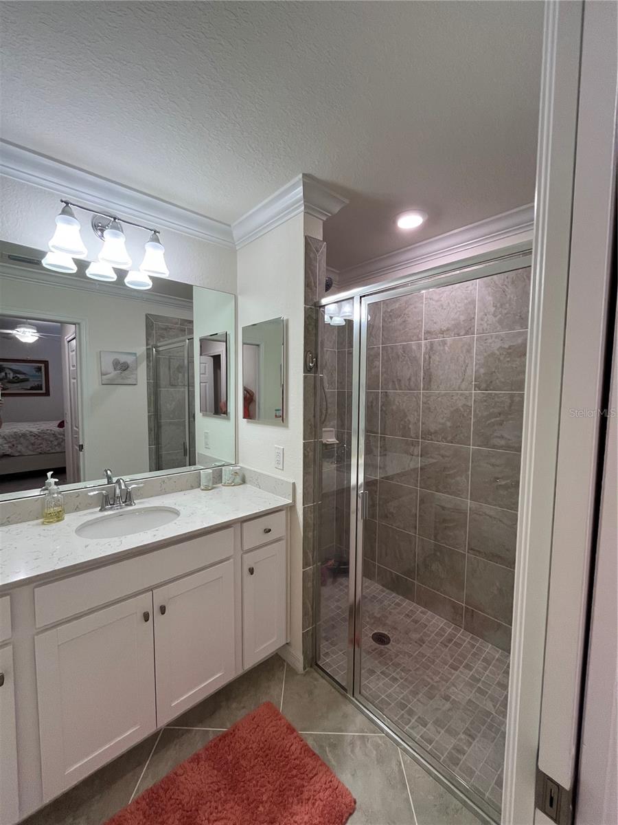 Image 18 of 49 For 17520 Gawthrop Drive 106