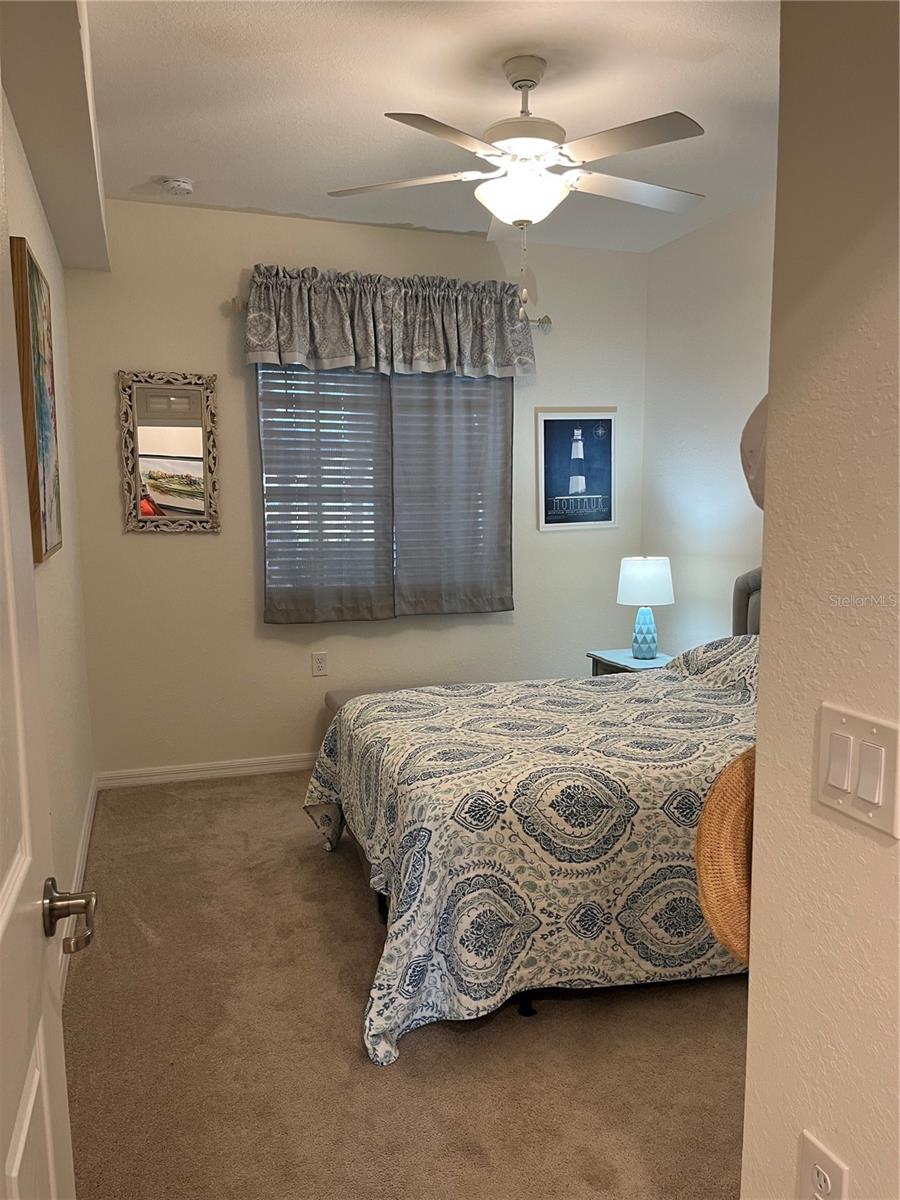 Image 24 of 49 For 17520 Gawthrop Drive 106