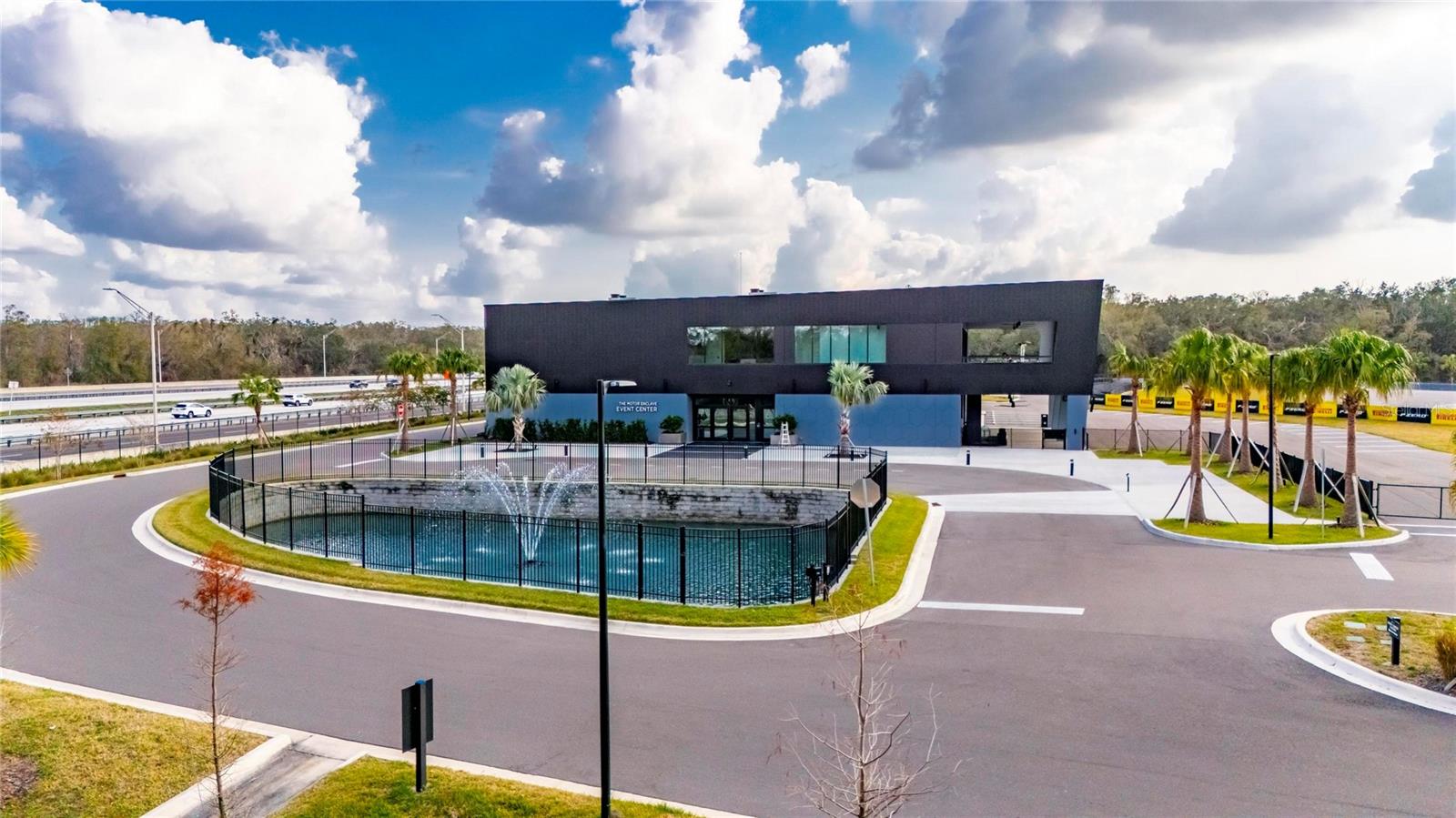 Image 41 of 43 For 6500 Motor Enclave Way 909