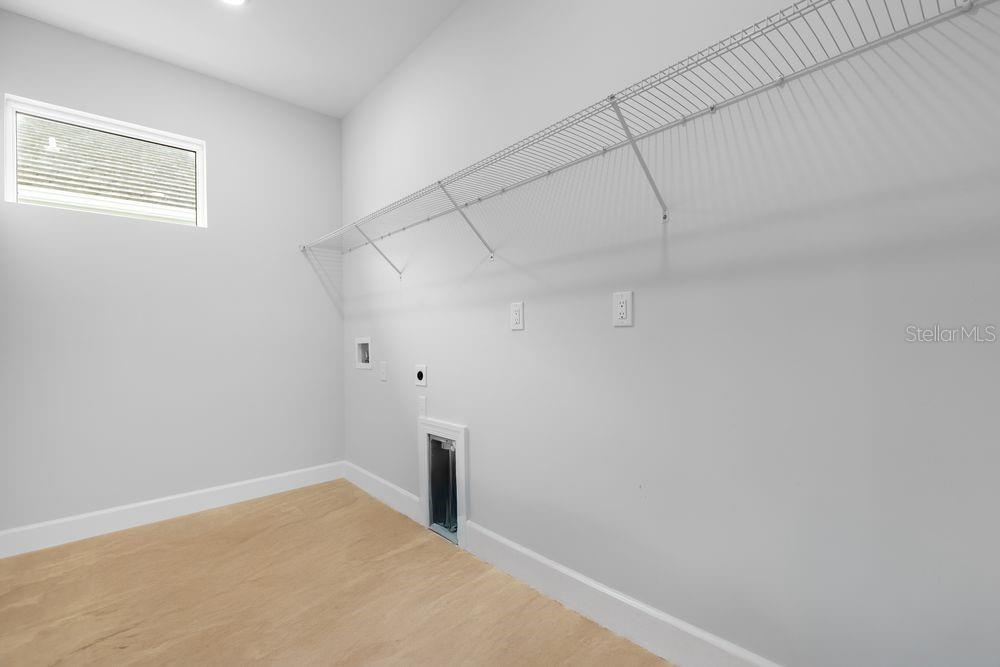 Image 24 of 51 For 26842 Dove Drive