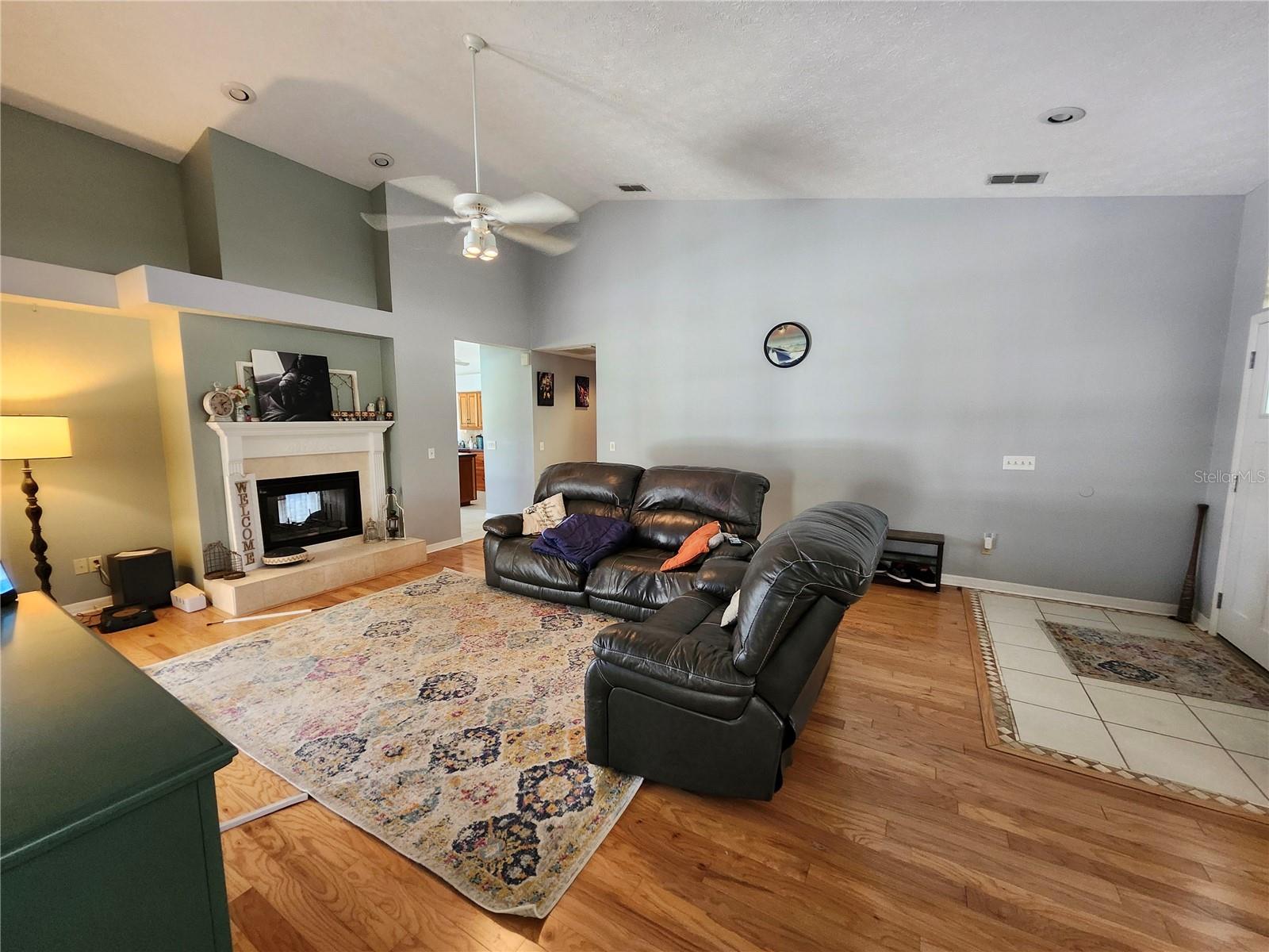 Image 25 of 84 For 16311 Colwood Drive