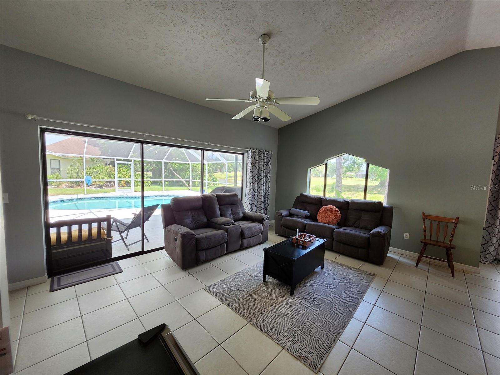 Image 36 of 84 For 16311 Colwood Drive