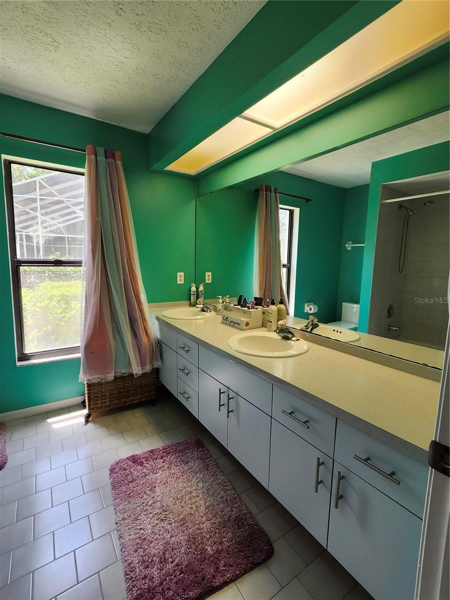 Image 61 of 84 For 16311 Colwood Drive
