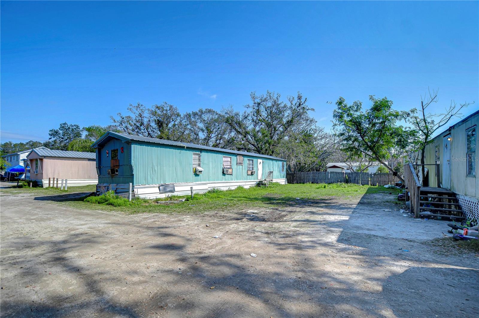 Image 17 of 35 For 425 18th Street Se