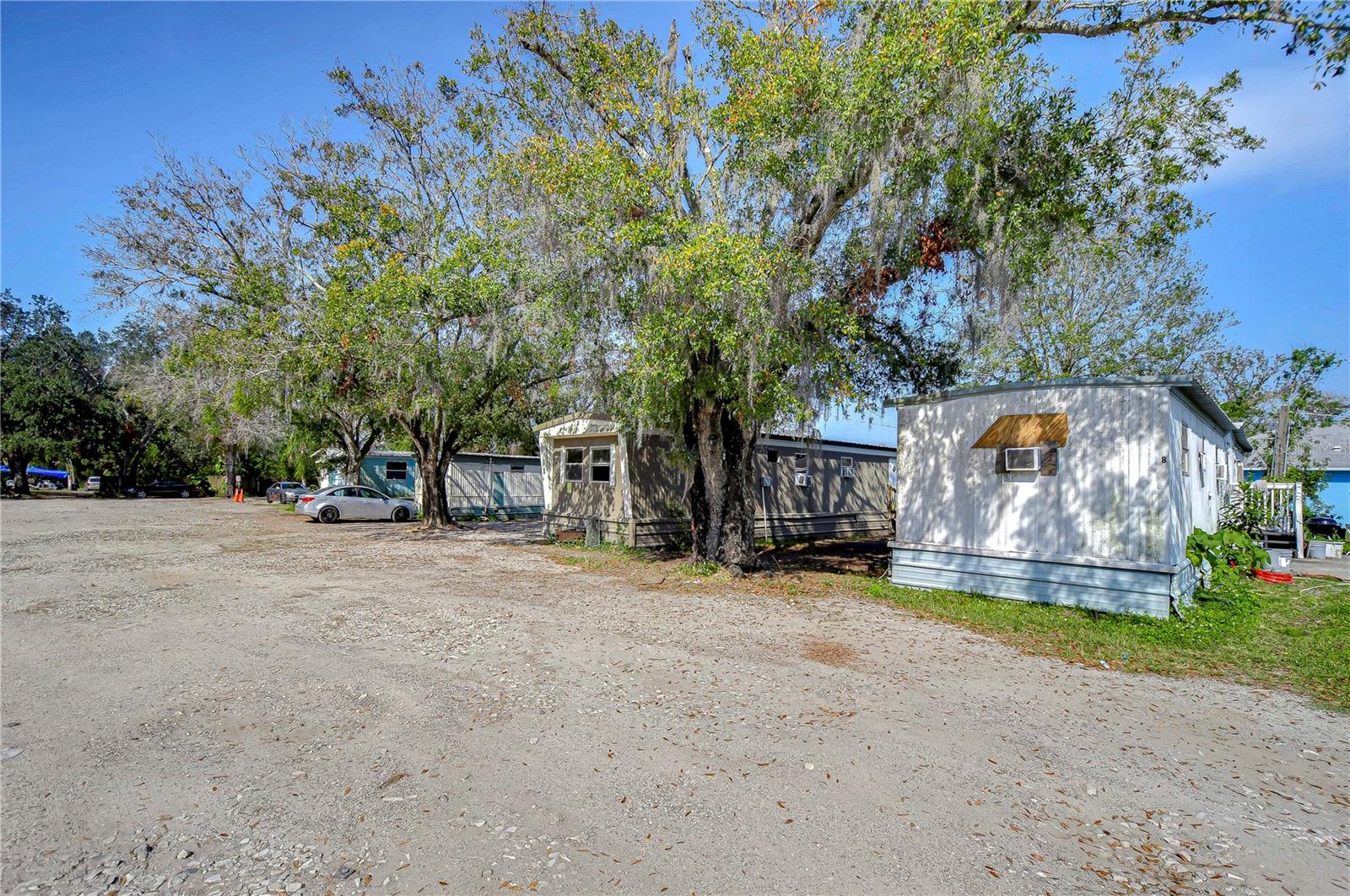 Image 31 of 35 For 425 18th Street Se