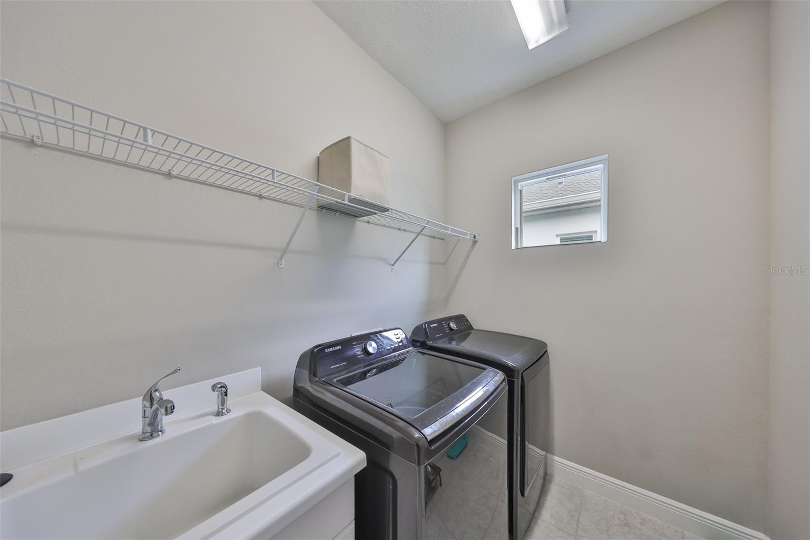 Image 15 of 54 For 11008 Sand Pine Lane