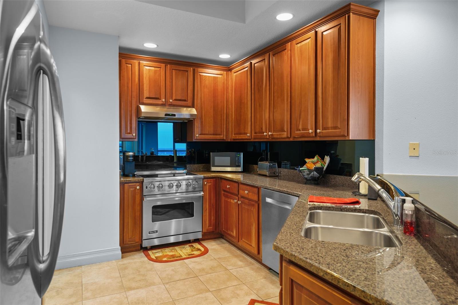 Image 11 of 35 For 449 12th Street 2401