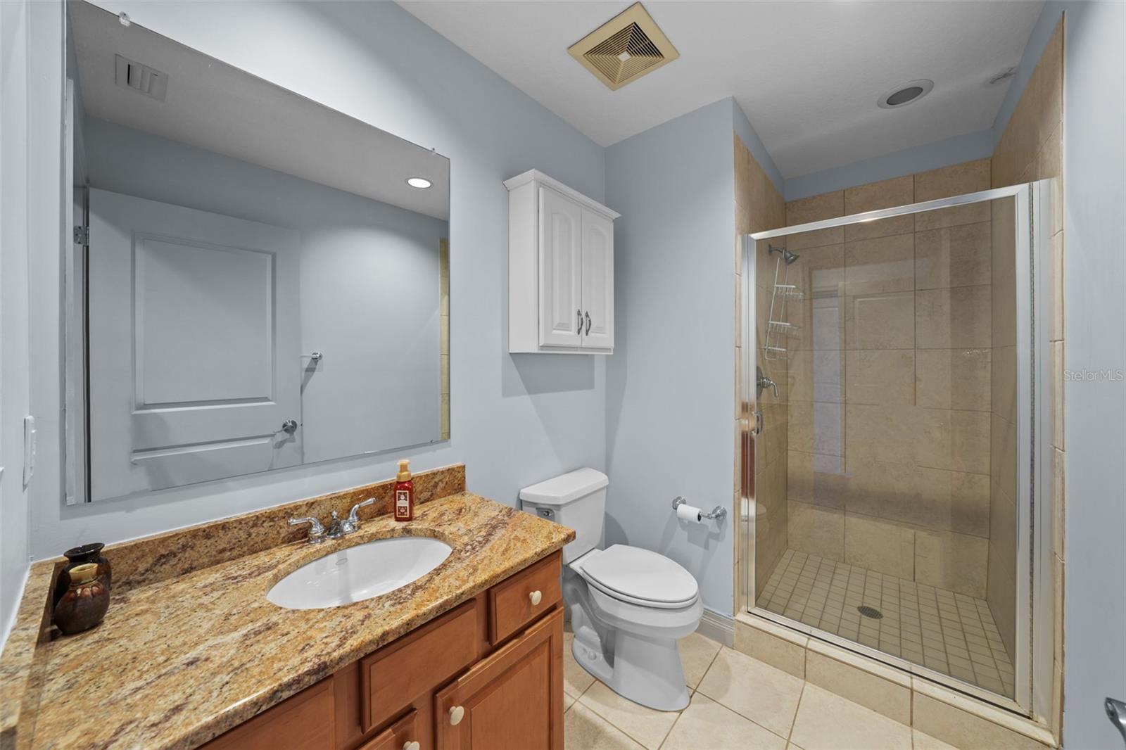 Image 17 of 35 For 449 12th Street 2401