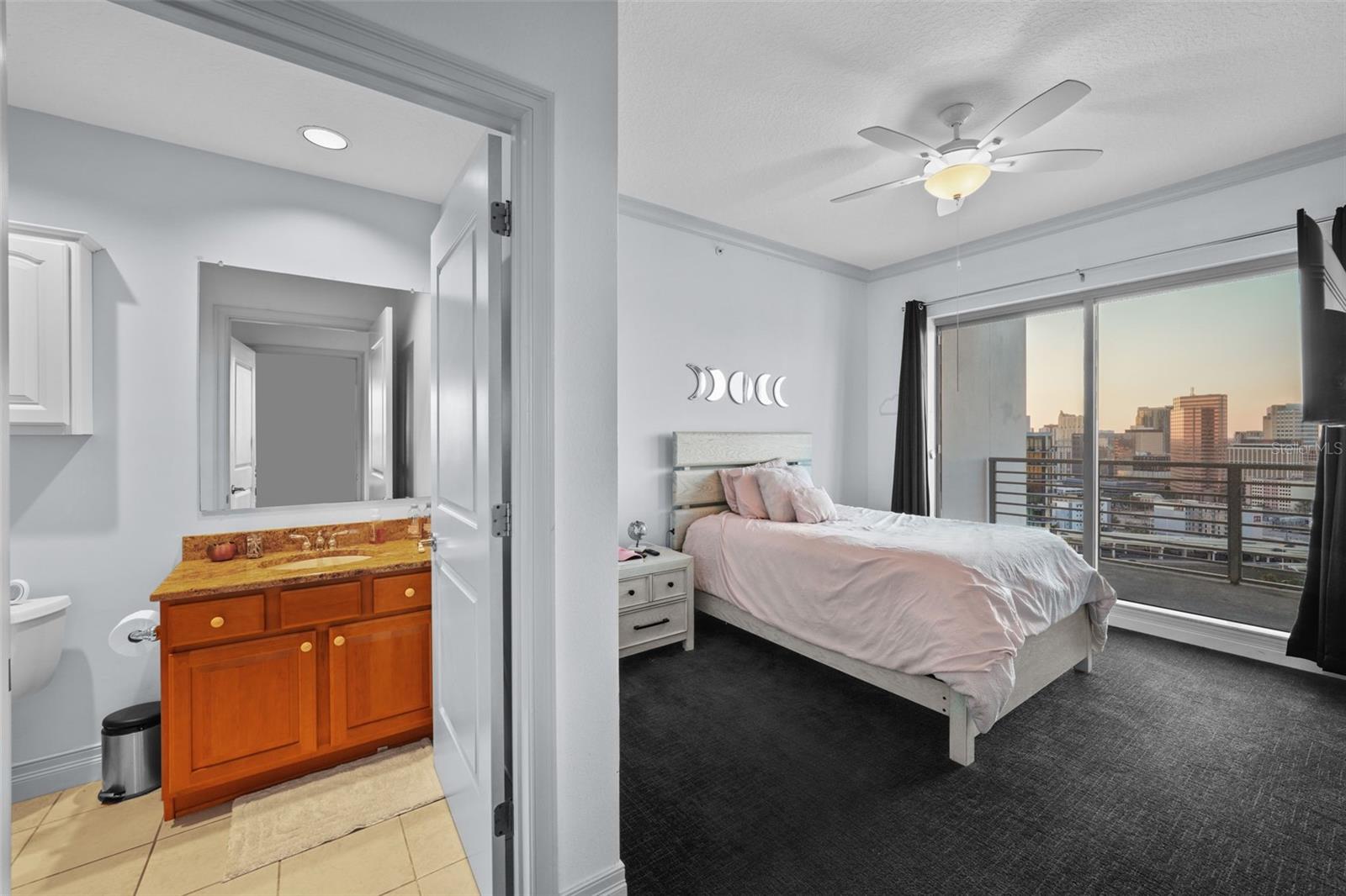 Image 21 of 35 For 449 12th Street 2401